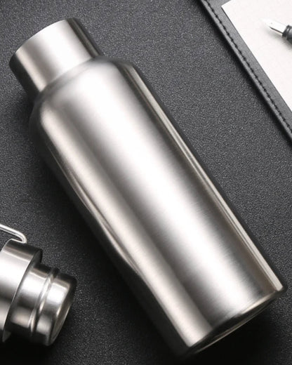 Plastic-free 25oz Stainless Steel Water Bottle